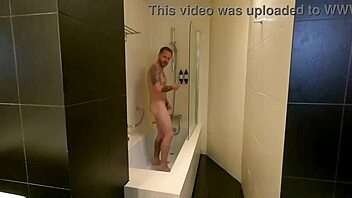Marina Gold's Sloppy Shower Anal Gape