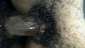 Redbone milf lets me suck her pussy