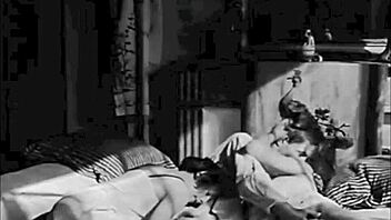 Vintage mature granny with hairy beaver gets pounded in retro hardcore scene