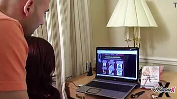 Janessa Jordan and Brunette Actress