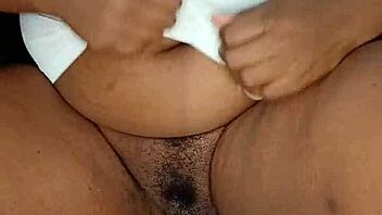 ebony stepmother masturbating 😏
