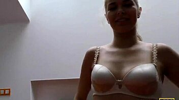 I pickup blue-eyed Czech girl for cash sex with stranger uh