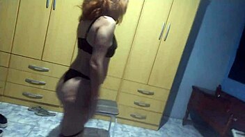 Eu sou a dançarina mais sexy e sedutora de todo o mundo, né?