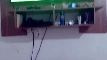 Amateur performs a sloppy wet blowjob in the narrative scene.