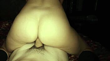 Seksi plavolaska Whitney OC dobi rožnato pobrito pičko jebano z ogromnim tičem JMAC in facijal