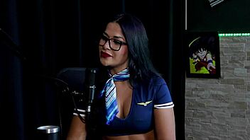 Tifany Rocha fired for plane sex! Putarias in flights?