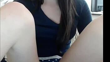 kinky shemale explores deep ass fingering on live cam show