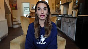 Hey, does girth really matter in this sex tutorial with Roxy Fox?