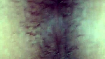 Gozando pro cuzinho aberto da moreninha novinha gostosa e putinha