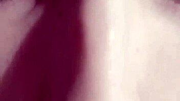 Beautiful teen brunette gets a homemade facial cumshot again 😍💦