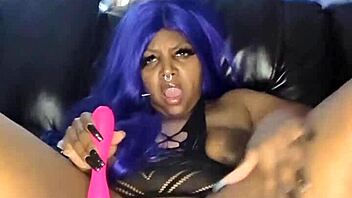 Kim Ocean squirts in intriguing black amateur scene.