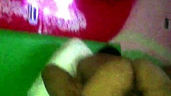 Mexican Lilaperversa Fucks Exclassmate in Hotel