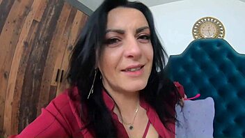 i milfycalla love playing with pee in this hot compilation preview with dirty talk and ass worship