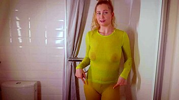 The porn actress presents her wet clothes in the video