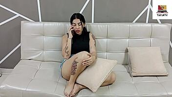 Hey, my boyfriend thinks I'm lesbian so I called my friend for revenge sex and ass licking 😈👩‍❤️‍💋‍👩 - part 1