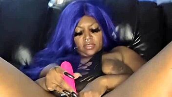 Kim Ocean squirts in intriguing black amateur scene.