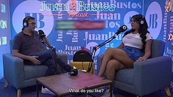 giant titted latina rosxana gutierrez penetrated by fuck machine