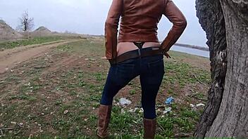 Wow! Sultry Tall Housewife In Lingerie Teases With Dirty Talk And Dildo Solo While Slapping Her Fat Ass For Fetish Joi Fun!