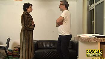 Tied Up And Blindfolded Milf Submissive Gets Fingered Intensely