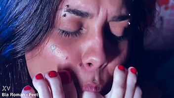 Playful Rotten Venus tickles perfect feet of bound Bia – so hot! 😈👣