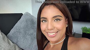 וואו תסתכלו על הבחורה הברזילאית החמודה ביאנקה דנטס סופגת חמש זיונים ענקיים בגנגבנג עם DAP שתן וחורים פעורים