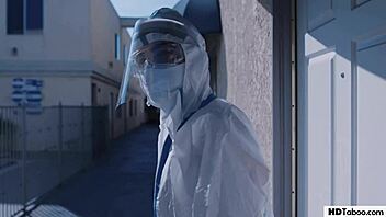 It's so tough to hook up during covid times - Lola Fae