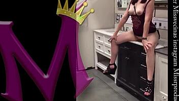 Hey, isn't this beautiful curvy white girl with a big ass so tempting outdoors?