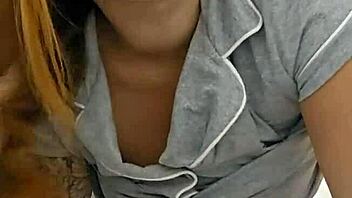 não para de olhar pra minha bunda vou acaba dando