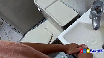 Teens prohibidas with huge asses enjoy homemade anal fun as lusty 18+ babes