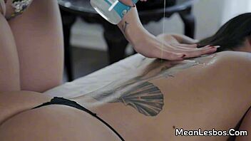 i'm a stunning big tit blonde masseuse devouring my client's wet bush to make her cum fast - octavia red megan mistakes