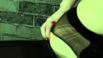 beauty teen vivian grace takes huge cocks for double penetration delight