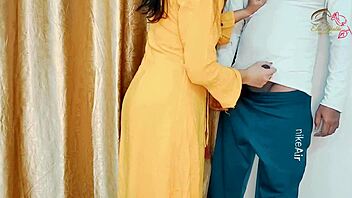 Hey, check out this college girlfriend getting close up with her Indian coed friend 😉📚