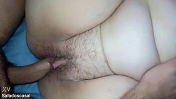 I Feel So Thrilled with SafadosCasal's Peitinhos Lindos and Buceta in Raw Amateur Action