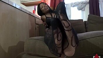 hey, check out this ebony foot worship session in sexy body suit nylons 😏