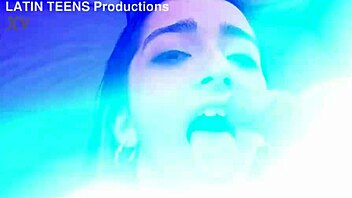 Two cocks stretch Lunita Galacticas small 18+ ass with pissing dap dp