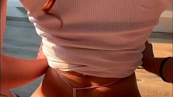 llegue a casa de mi profe para estudiar y terminamos pasando un rato agradable