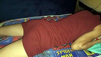 Oh man this skinny Venezuelan girl arrived in Colombia and her first job was selling me access to her body for just 10 dollars uh wait