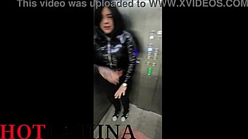 I hooked up with a hot Colombian MILF in the elevator in Medellin
