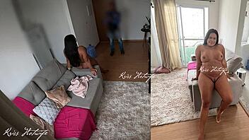 pedir para o entregador de �gua tirar foto minha nuazinha safado n�o resistiu chupou meus peitos e me masturbou gostoso