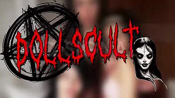 Skinny teen babe gives double handjob with cum in mouth during outdoor nature trip in Italian amateur style - Dollscult.