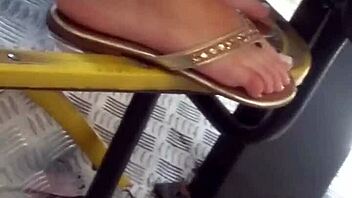 Oh man, I-I spotted this girl with those perfect little feet on the bus, y'know, just the first part of it all.