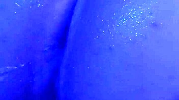 what happens in the hotel bathtub with intriguing ass display?