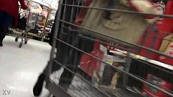 Single candid mom caught shopping in hidden view sparks intriguing mommy fantasy