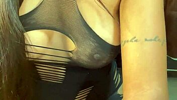 linda demais oie, wanna lick this wet pussy in cunilingus fun?