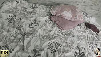 Big Ass BBW Lays Lopes Masturbates Solo in Spain