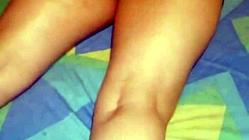 Doble Penetracion Vajinal Con Mi Dildo Y Mi Vecino Leads To Intense Neighbor Toy Action