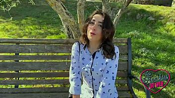 Young French coquine adores anal baise with group of amateurs in European brunette threesome