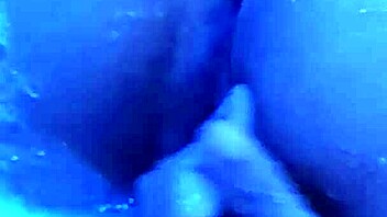 what happens in the hotel bathtub with intriguing ass display?