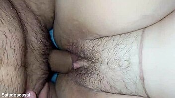 I Feel So Thrilled with SafadosCasal's Peitinhos Lindos and Buceta in Raw Amateur Action