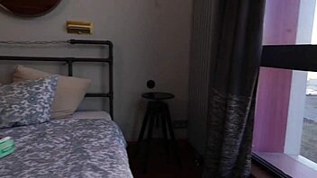 i met my boss for a raise and ended up giving a sexy blowjob